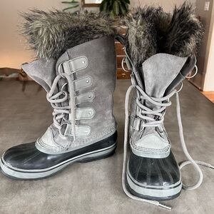 Joan of the arctic Sorel snow boots